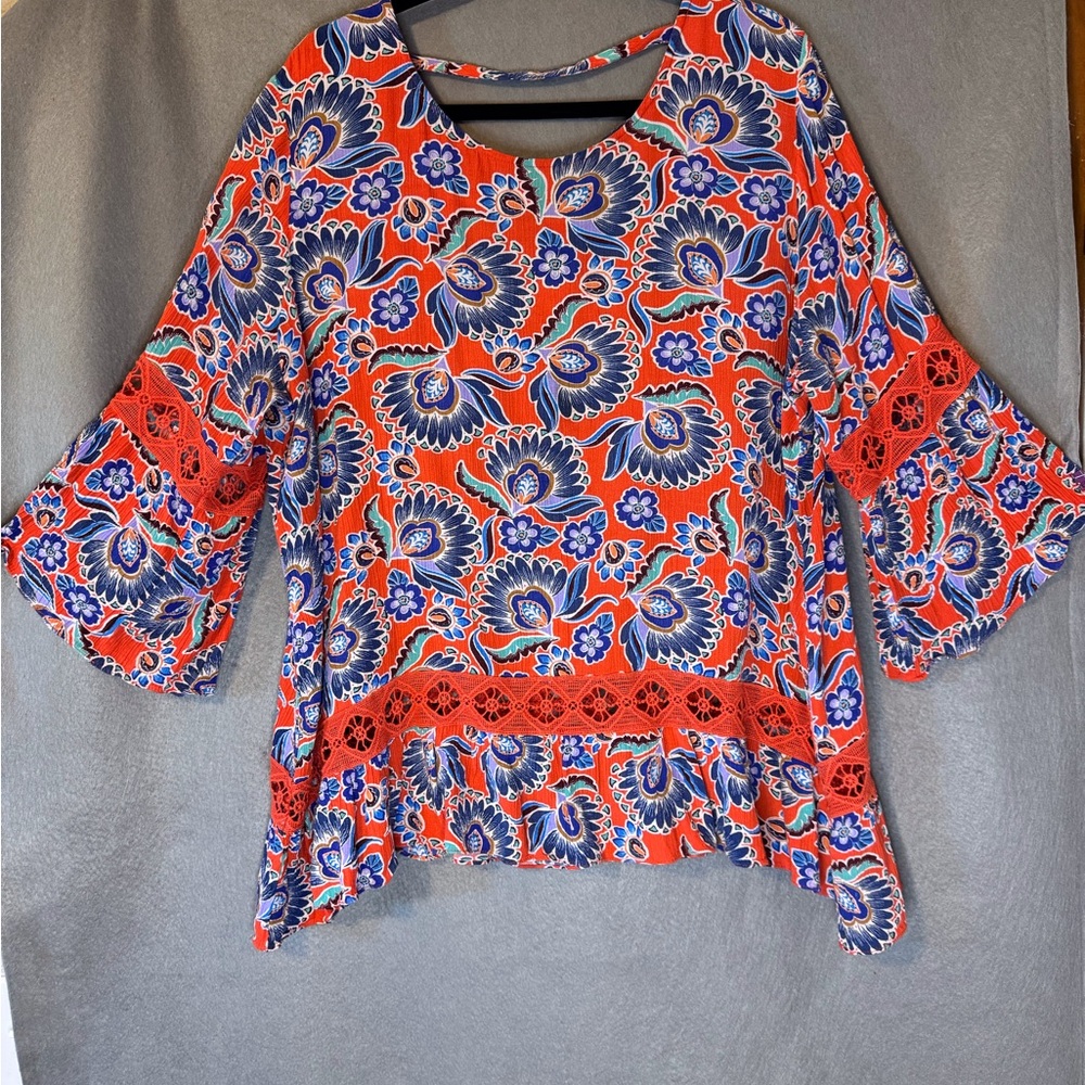 Vibrant Floral Blouse with Bell Sleeves. Excellent Condition.